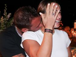 Freund reagiert auf Signale : Tennis-Star Sabalenka bekommt heiß ersehnten Heiratsantrag